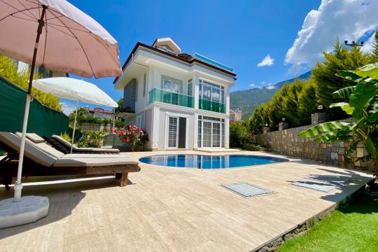Villa Yusna 2