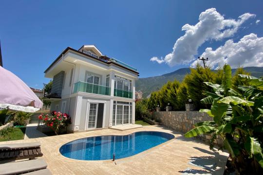 Villa Yusna 2