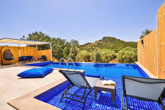 Villa Oss Queen