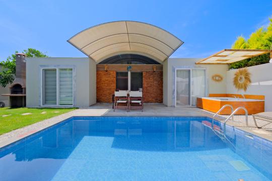 Villa Lively 3