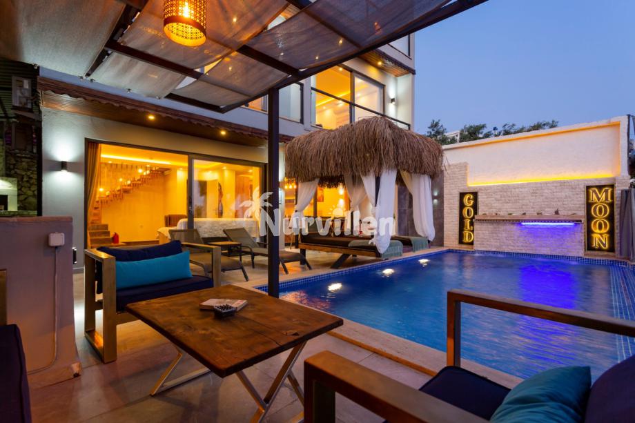 villa-gold-moon-69_796.jpg