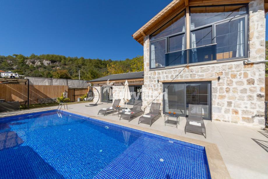 villa-mila-52_1200x800_793.jpg